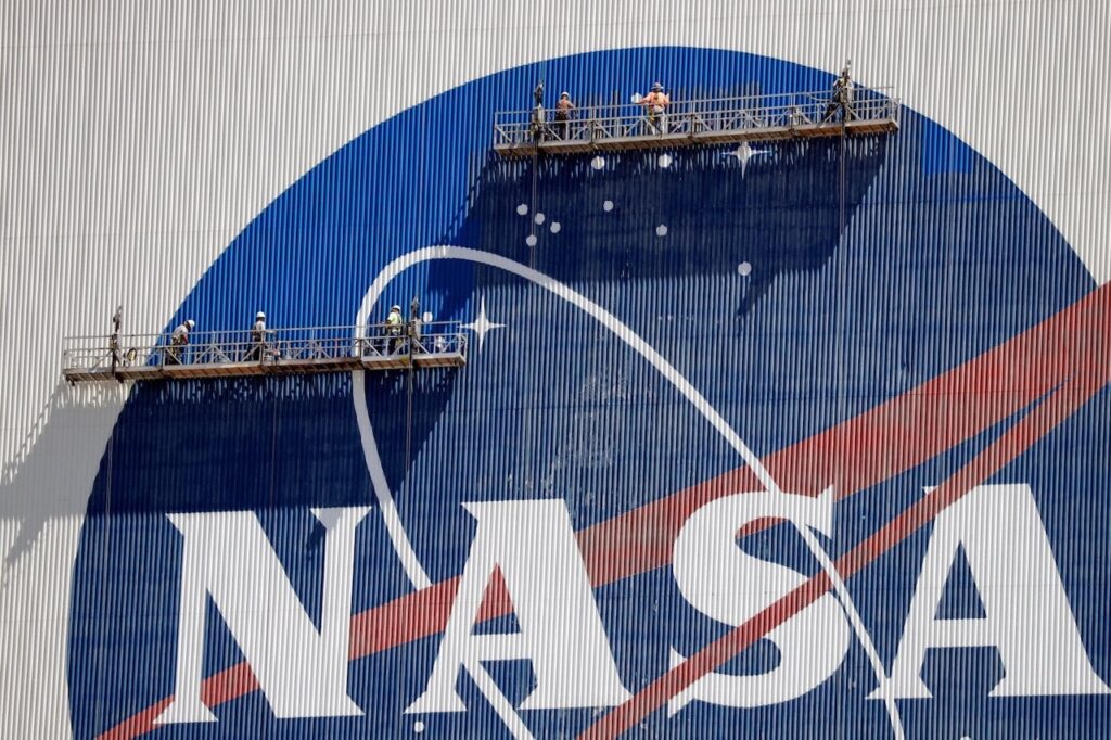 NASA urged to move headquarters to Ohio as D.C. lease expires