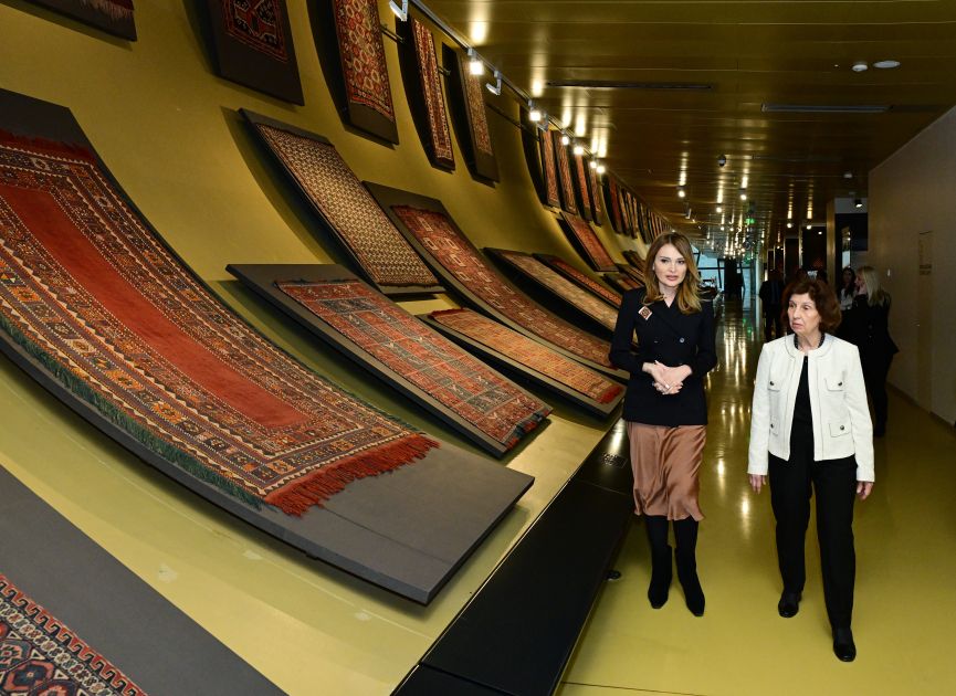 President of North Macedonia Visits Azerbaijan’s National Carpet Museum [PHOTOS] - Gallery Image