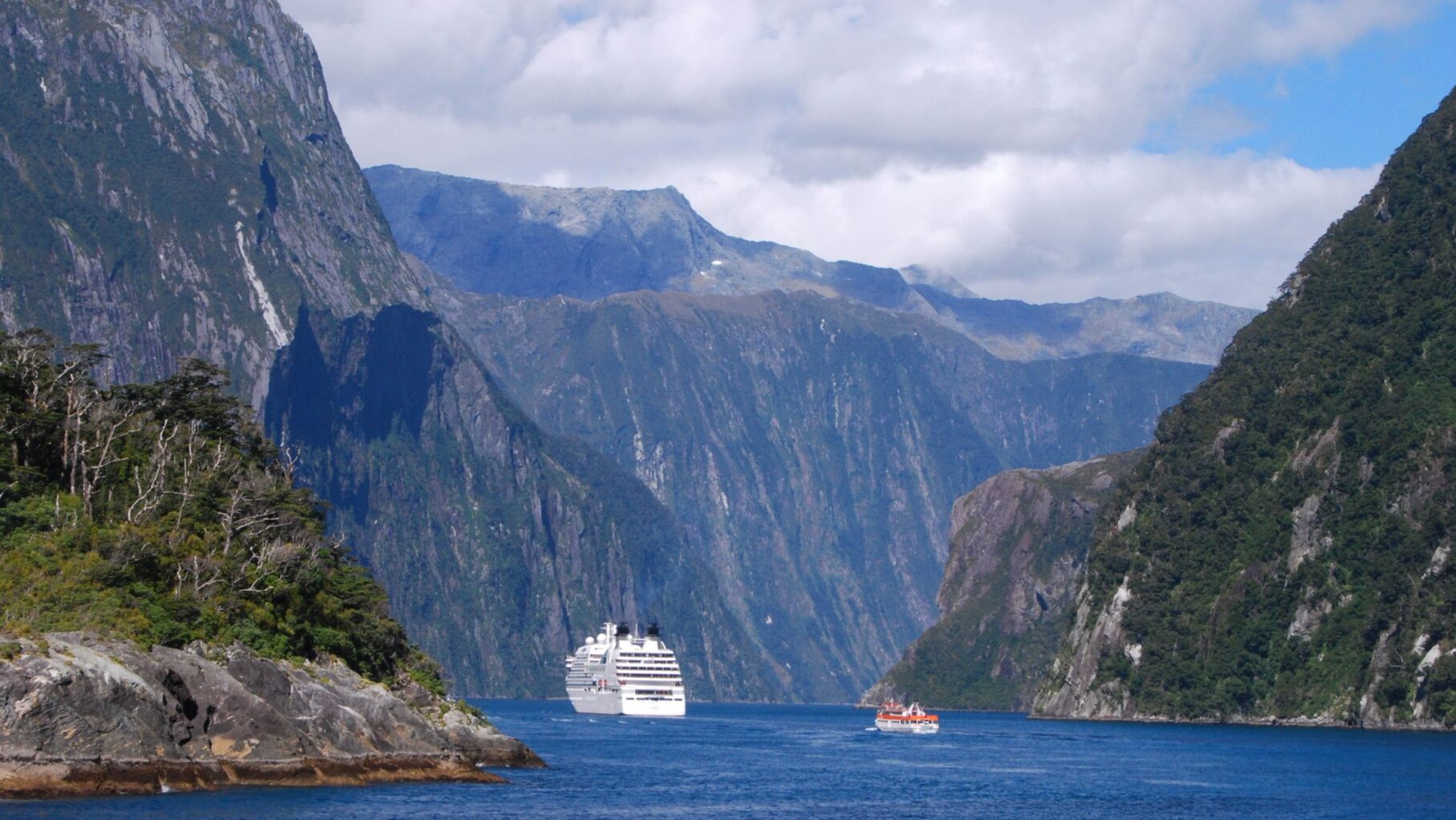 New Zealand cruise ships