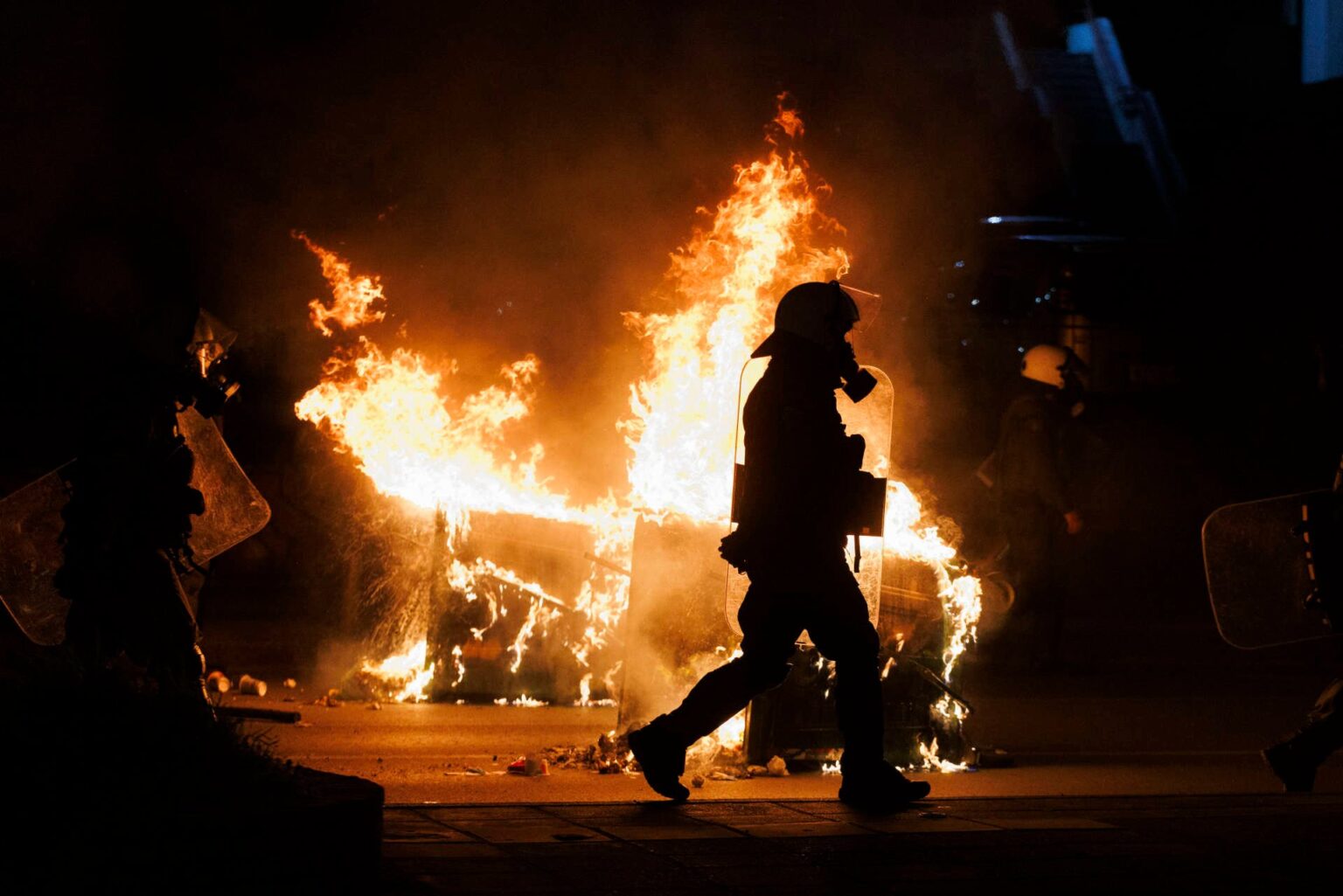 Protests turn violent over deadly train crash in Greece Protests turn violent over deadly train crash in Greece