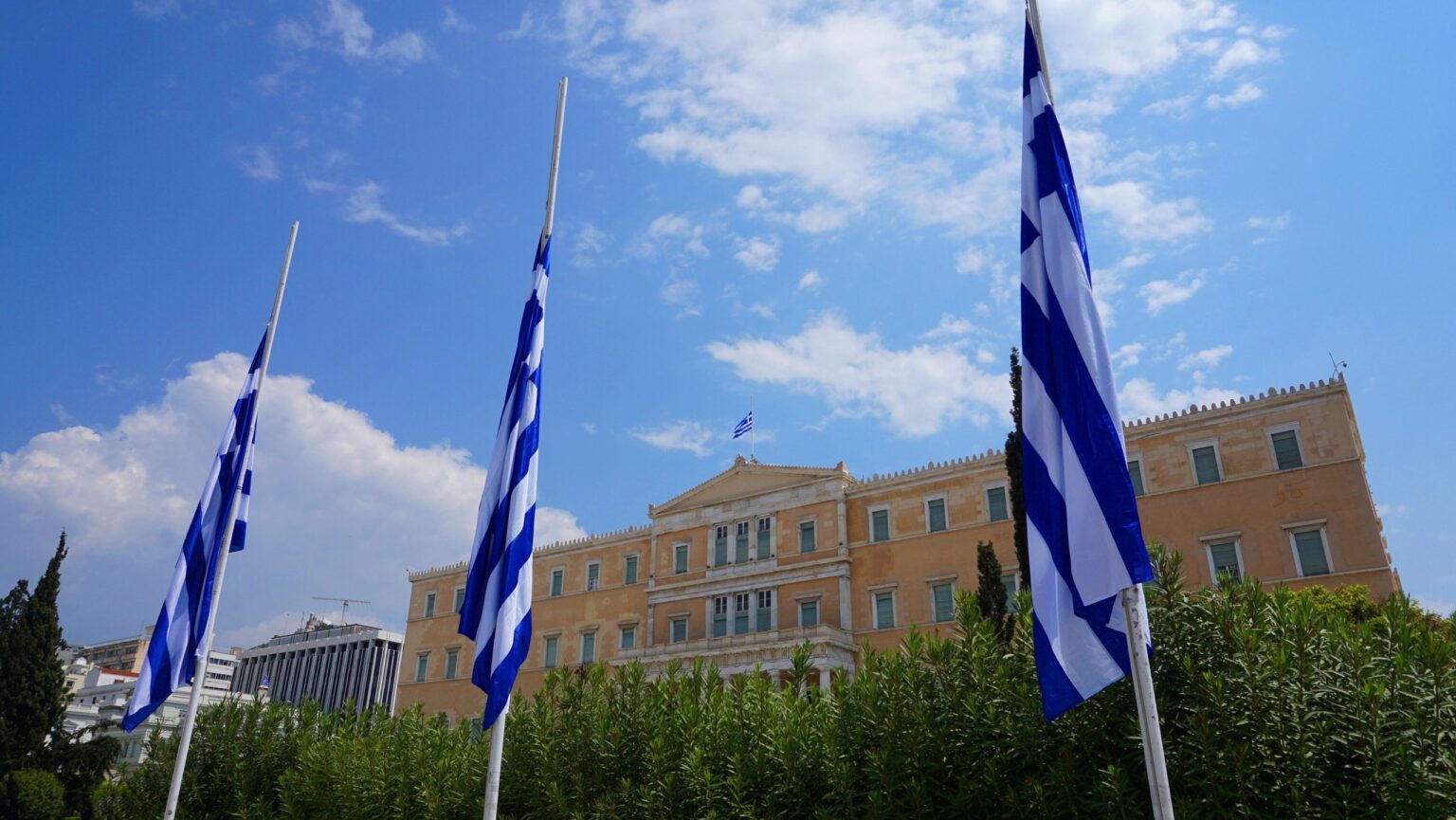 Sunny Skies and Rising Temperatures Forecast for Greece Sunny Skies and Rising Temperatures Forecast for Greece