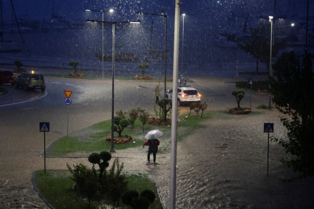 Three Days Of Storms To Hit Greece, Attica On High Alert