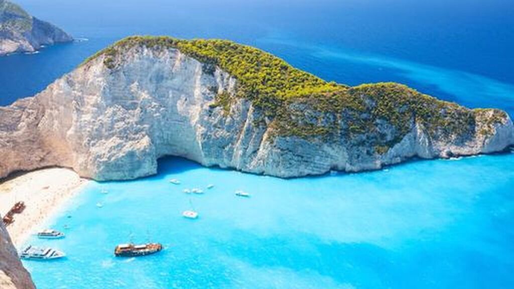 Explore Greece’s Most Beautiful Beaches For Summer 2025 Explore Greece's Most Beautiful Beaches For Summer 2025