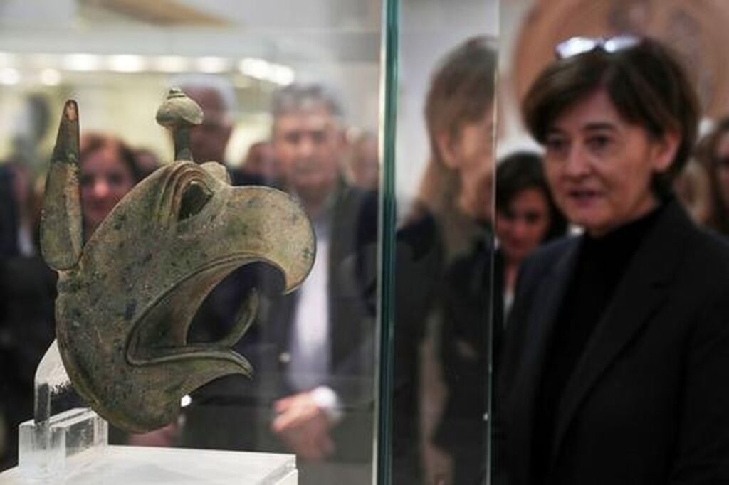 Ancient Bronze Griffin Head Returned To Greece Ancient Bronze Griffin Head Returned To Greece