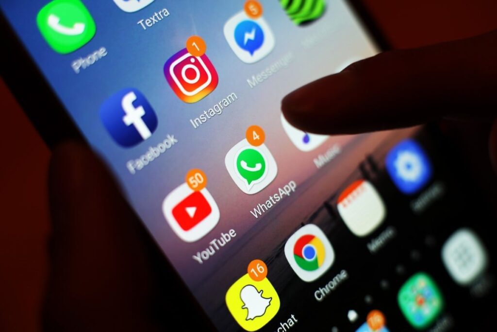 Build child-safe smartphones rather than impose school bans, experts urge