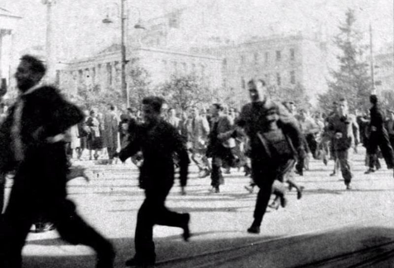 The celebration of March 25 was banned in possession. The Italian attack on the thousands of Greeks who went down the streets to honor the revolution - MACHINE OF THE TIME