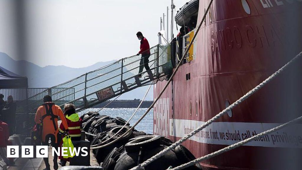 EU names seven countries as safe in plan to speed up migrant returns