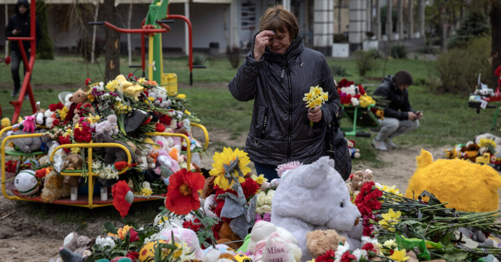Ukrainians Mourn Many Killed in Russian Strike Near Playground Ukrainians Mourn Many Killed in Russian Strike Near Playground