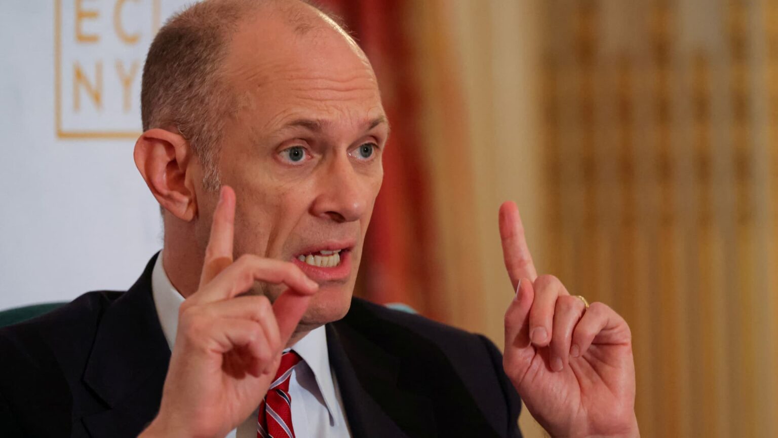 Trump tariffs could cause summer economic slump: Chicago Fed president Trump tariffs could cause summer economic slump: Chicago Fed president