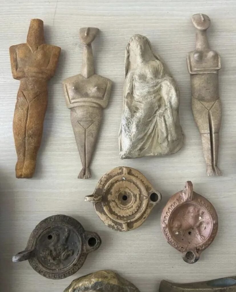 Police Bust Smugglers, Seize Ancient Artifacts: Greece Police Bust Smugglers, Seize Ancient Artifacts: Greece
