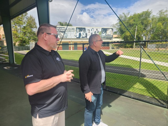 Fort Buchanan and the Puerto Rico Sports and Recreation Department explore future collaborations to promote fitness