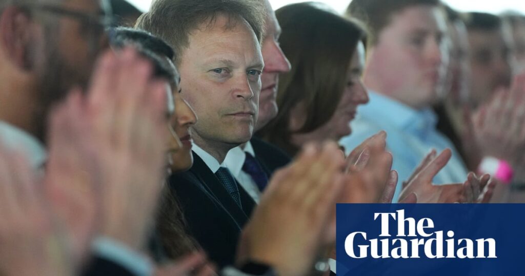 Ex-UK defence minister ‘disgusted’ by Trump’s attitude to Putin and Russia | World news Ex-UK defence minister ‘disgusted’ by Trump’s attitude to Putin and Russia | World news