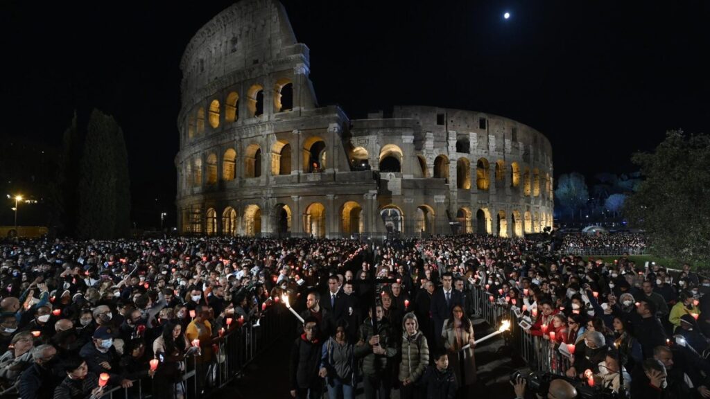 Pope’s Via Crucis meditations: Embrace God’s economy in a world of algorithms