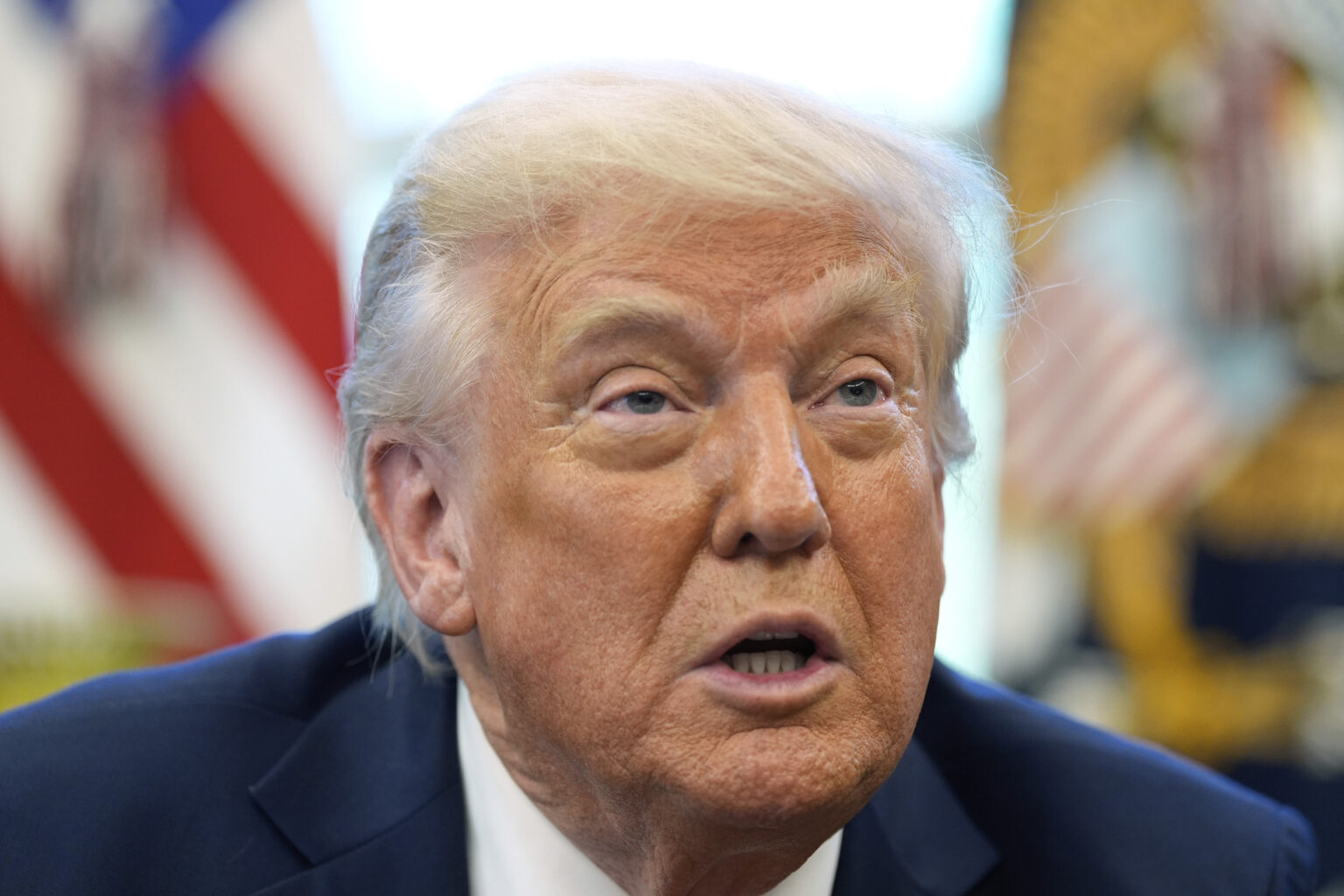 Donald Trump’s Approval Rating on Economy Plunges to Record Low in Poll Donald Trump