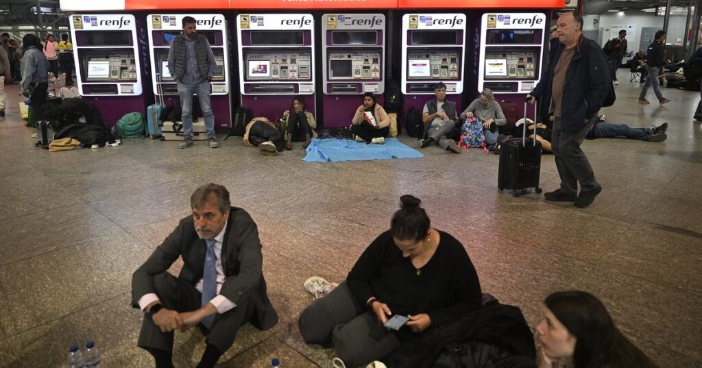 Power outage in Spain and Portugal still a mystery, but leaders vow to solve it and prevent a recurrence