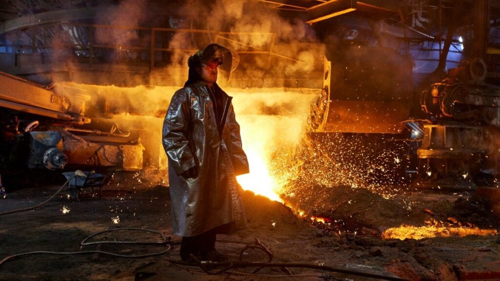 Royal Navy on alert to escort shipment in steel crisis