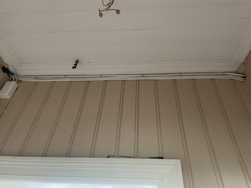 Is this acceptable quality electrical work? Is this acceptable quality electrical work?