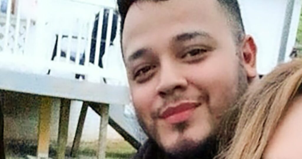 What happens if a president and the federal government fail to follow a judge's orders?