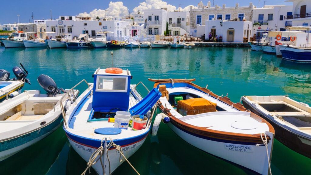 The chic Greek island that’s easy to fall for The chic Greek island that’s easy to fall for