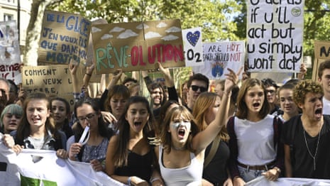 How the climate strike travelled around the world - video