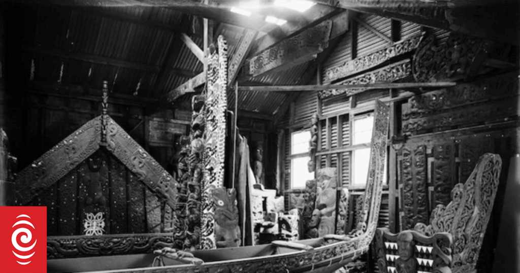 Evacuating collections to protect New Zealand's treasures during WW2
