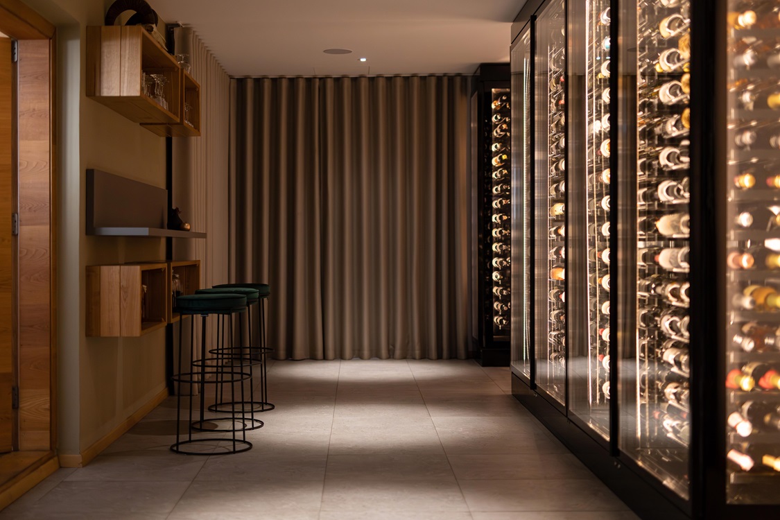 Galerija okusov - Wine cellar, Rok Deželak