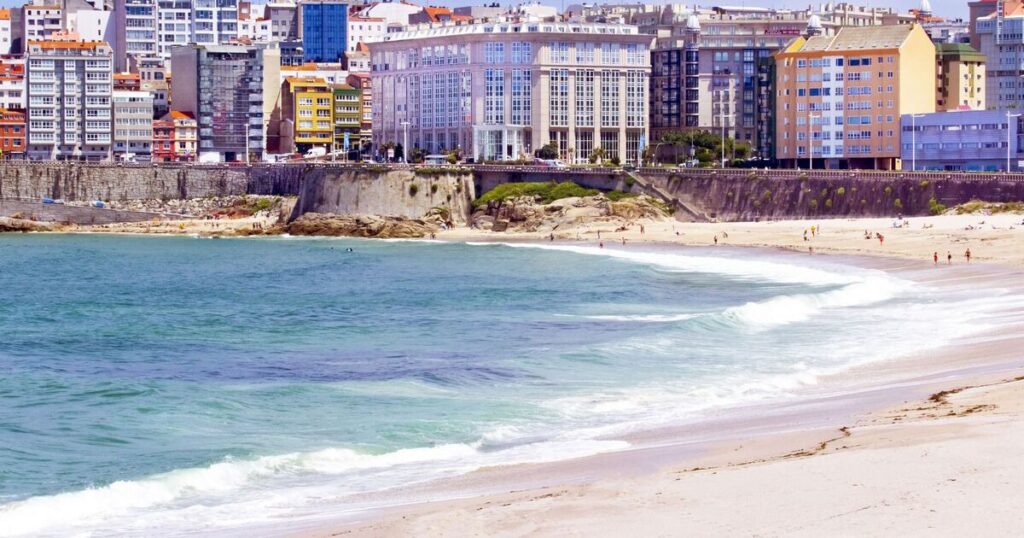Spain’s beautiful seaside city that ‘nobody goes to’ but has 16C heat in April | World | News Spain's beautiful seaside city that 'nobody goes to' but has 16C heat in April | World | News