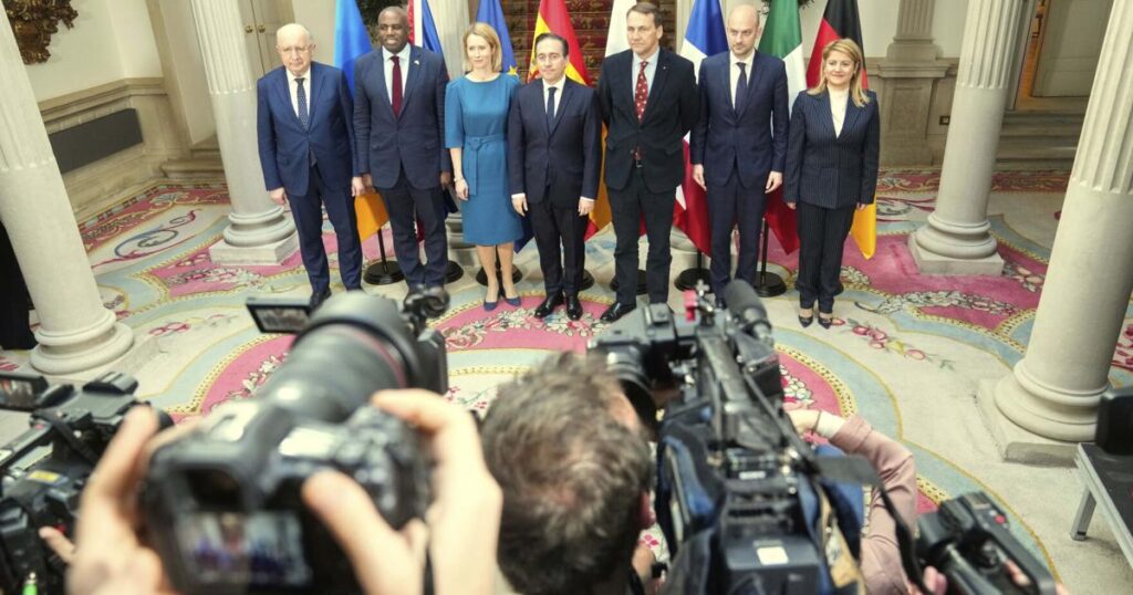 CORRECTION Spain G5+ Meeting | Nation/World