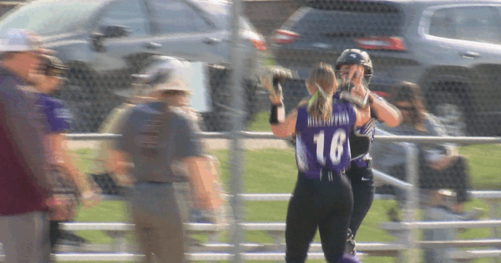 Onalaska dominates Holmen on the road | Sports