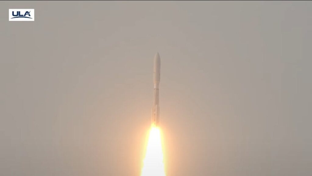 Amazon launches 27 satellites to begin building huge 'Project Kuiper' internet constellation