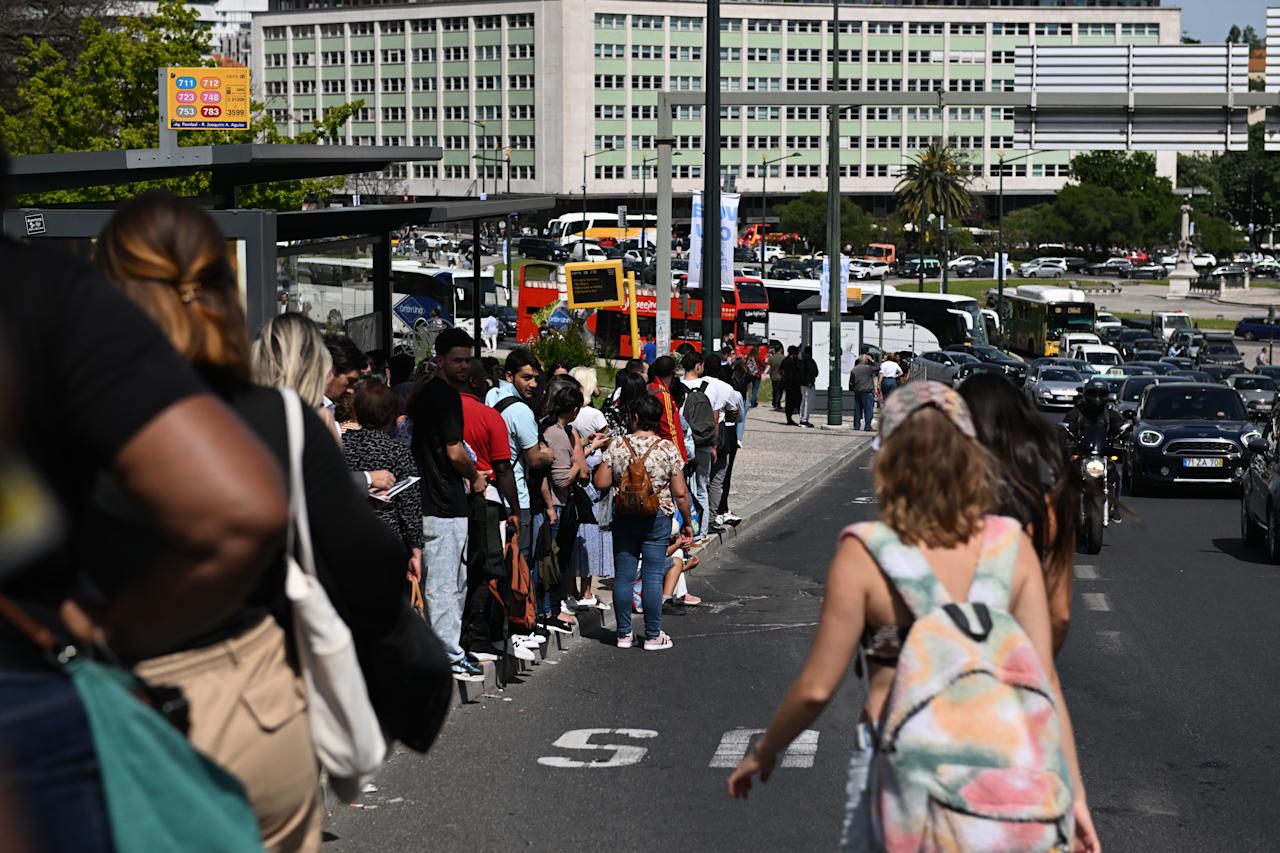 LISBON, PORTUGAL - APRIL 28: Heavy traffic is seen in Lisbon as Spain, Portugal and other parts of Europe are hit with widespread power blackouts which lasted 10 hours in Lisbon, Portugal on April 28, 2025. Cellphone networks were cut off and many people were left stranded at airports. (Photo by Stringer/Anadolu via Getty Images)