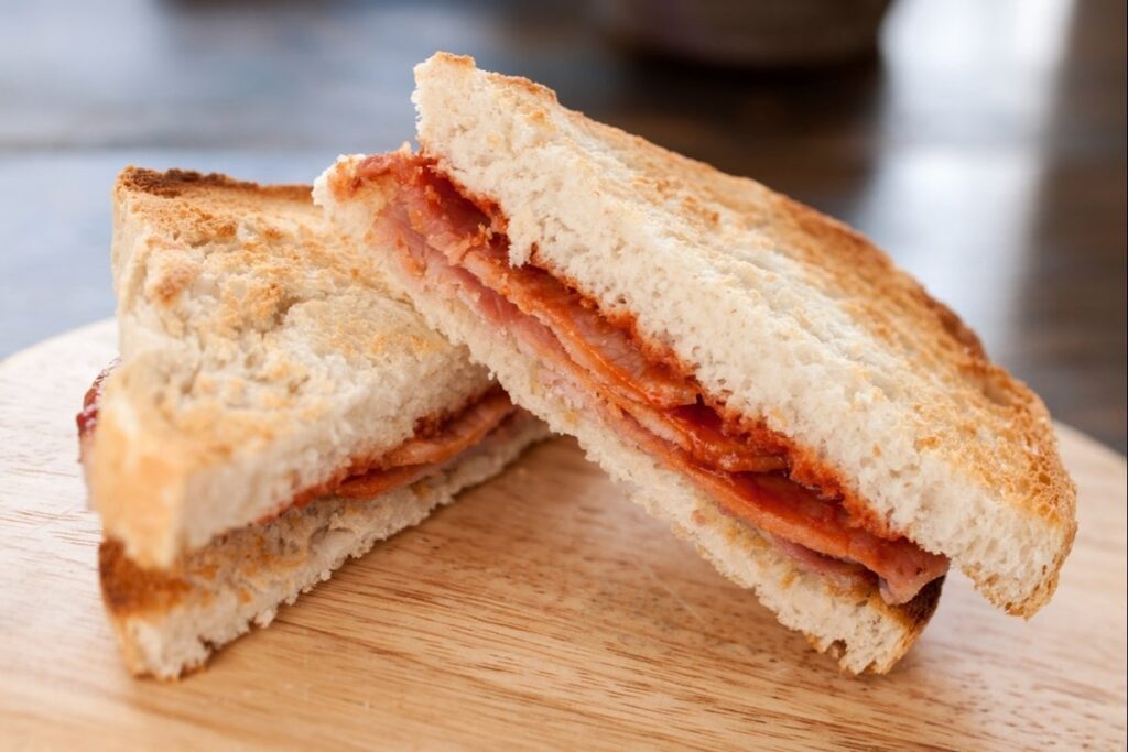 Apprentice loses job after threatening colleague for ‘poking holes in sandwiches’