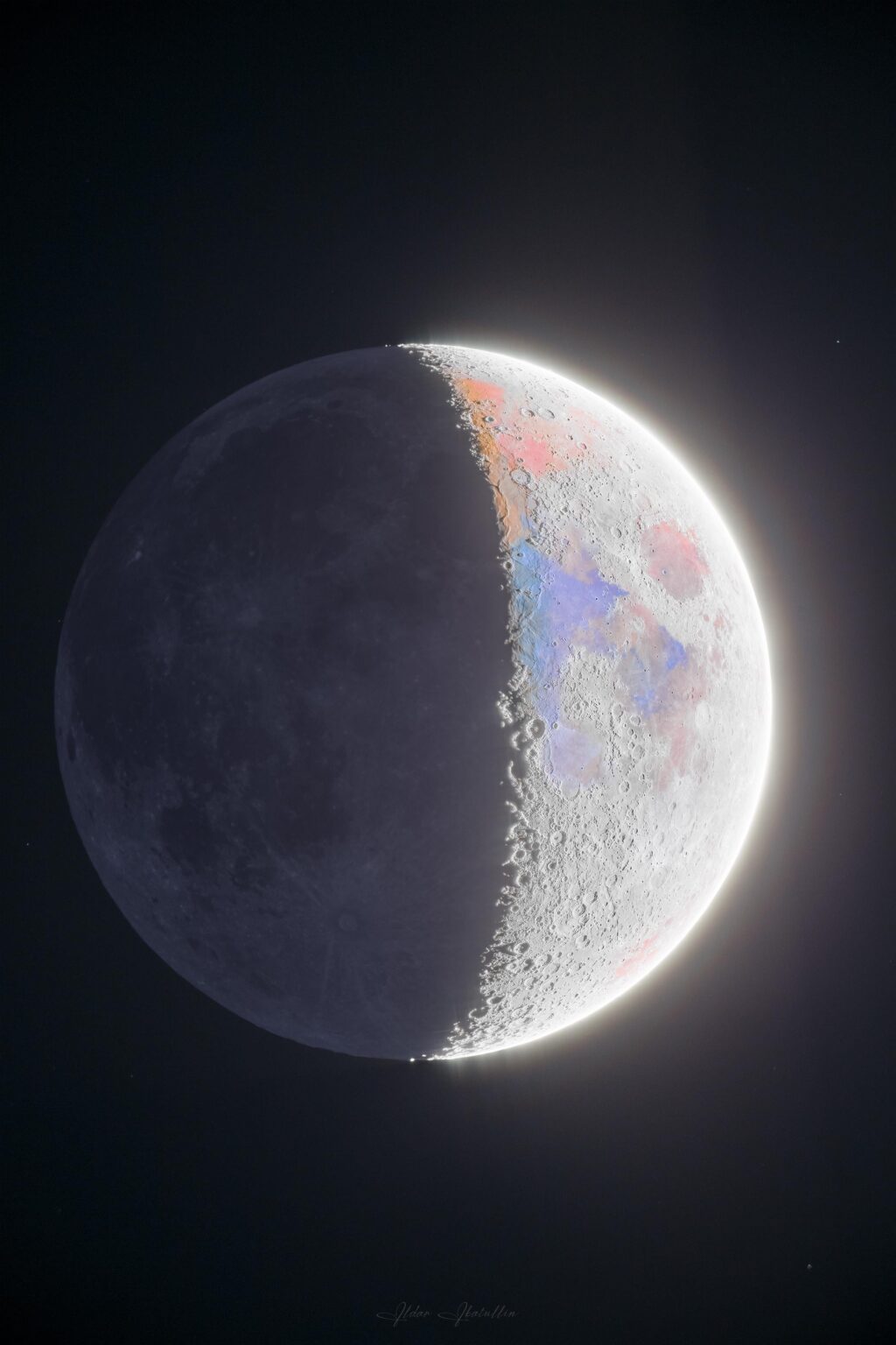 I spent 30 hours processing 500 frames of the Moon to bring out all the fine details.