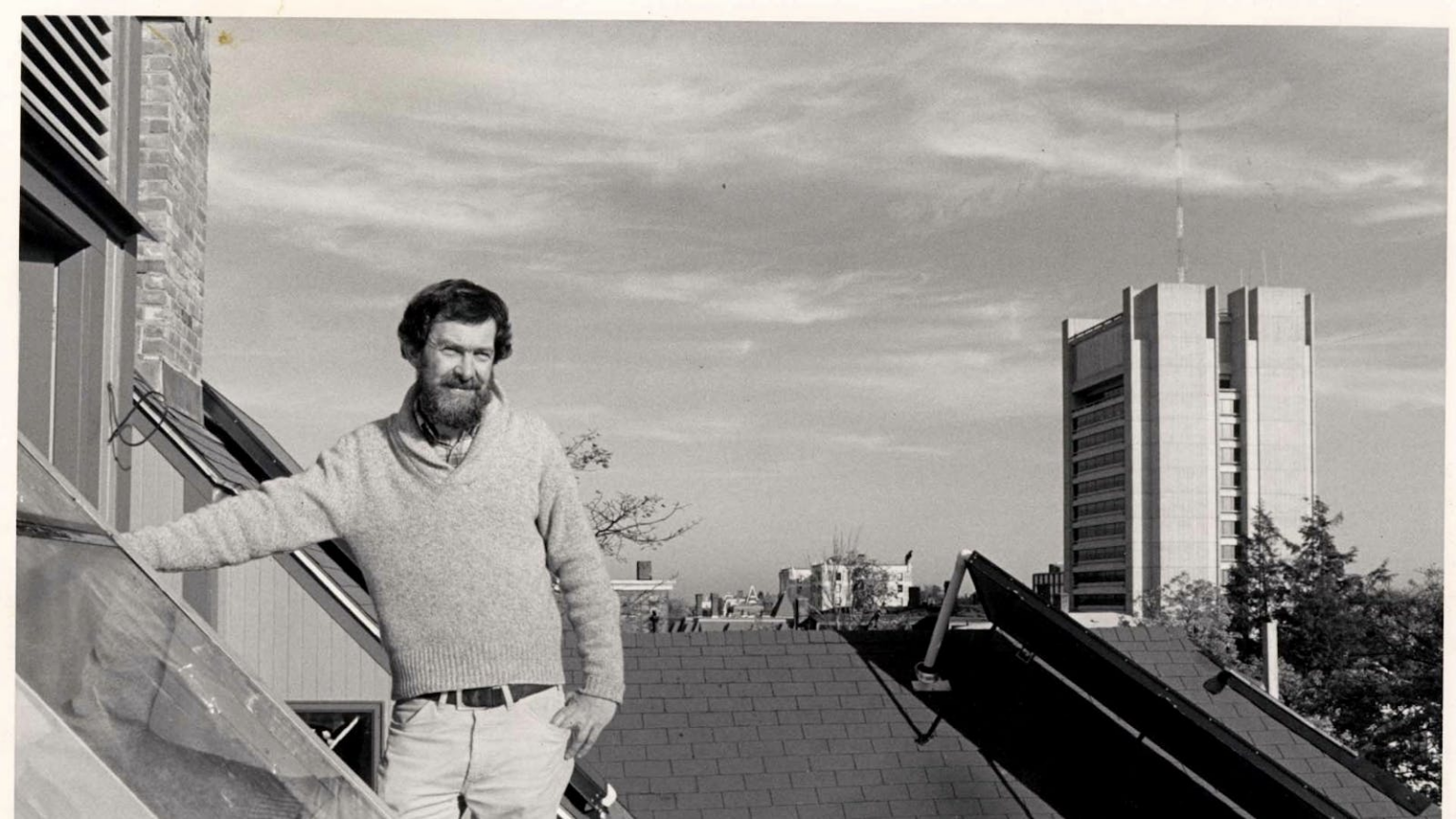 Environmental studies pioneer, UEL driving force, master tomato gardener: Remembering Harold Ward, chemistry and environmental studies professor