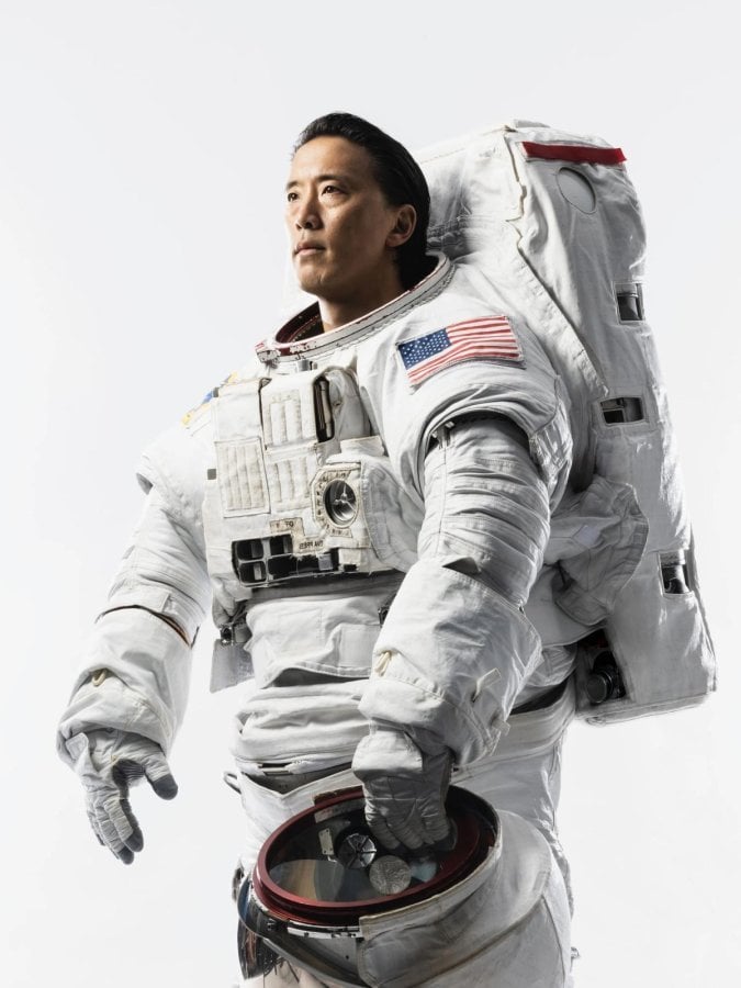 NASA astronaut Jonny Kim, two cosmonauts are aboard the ISS