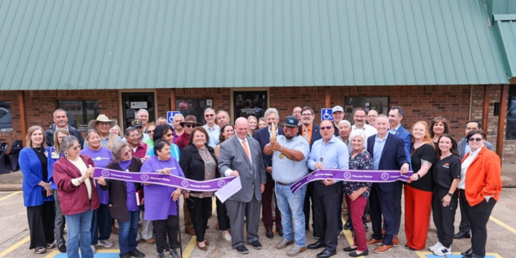 Choctaw Nation celebrates ribbon cutting of health clinic in Antlers
