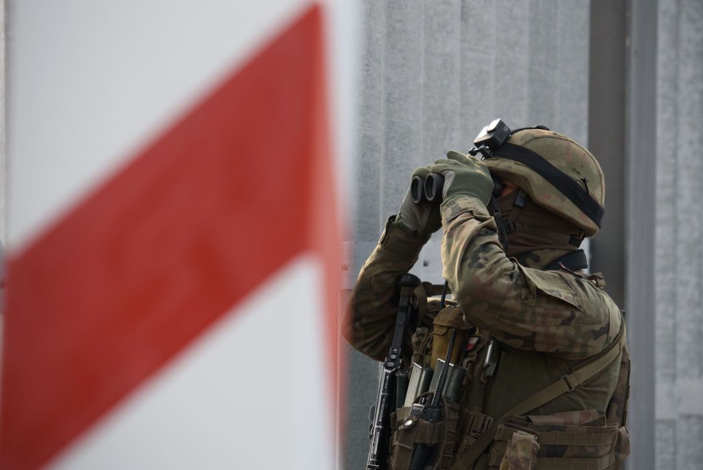 Poland reports attacks on border guards, one allegedly involving a Belarusian serviceman