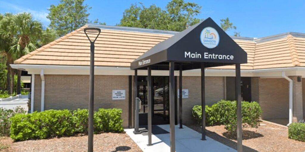 Sarasota Schools dispute reporting on mental health program — but records back it up Sarasota Schools dispute reporting on mental health program — but records back it up