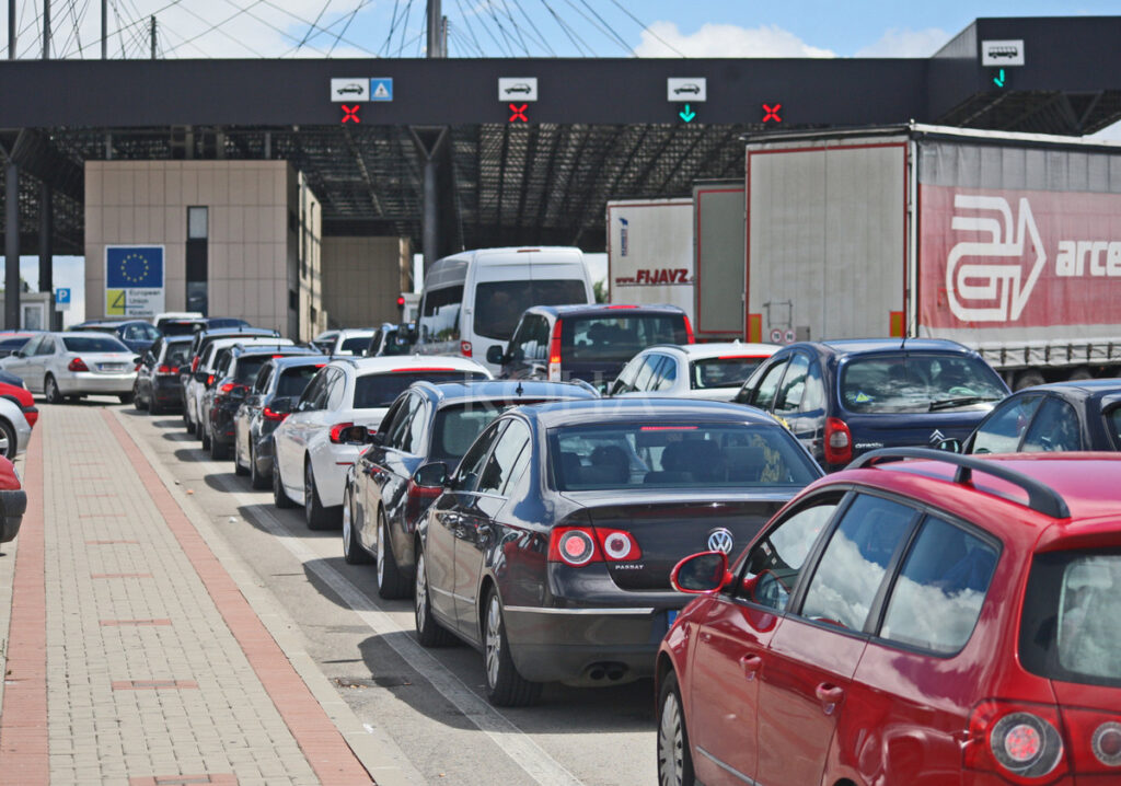 Up to two hours of waiting to leave Kosovo in Merdar