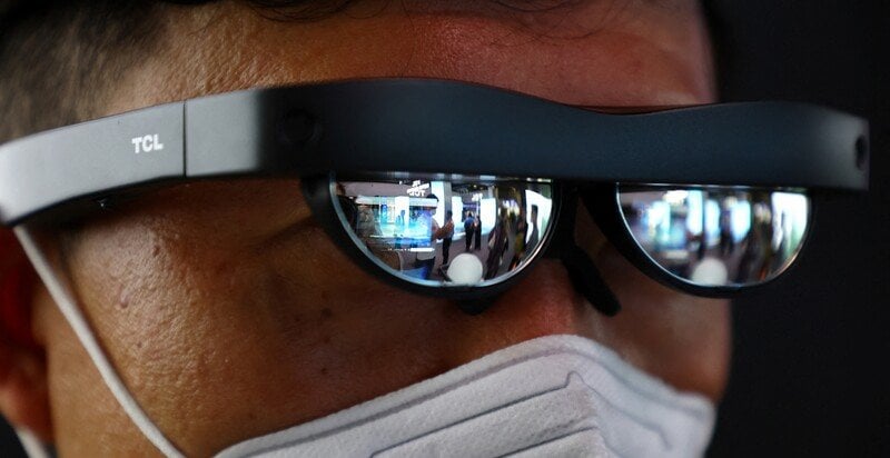 Why spatial computing, wearables and robots are AI's next frontier - A new AI frontier is emerging, in which the physical and digital worlds draw closer together through spatial computing.