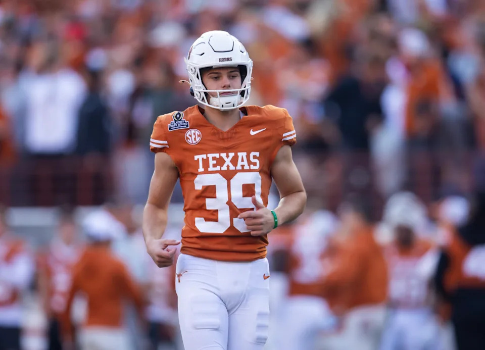 Texas Longhorns kicker Michael Kern (39). Mark J&period; Rebilas-Imagn Images