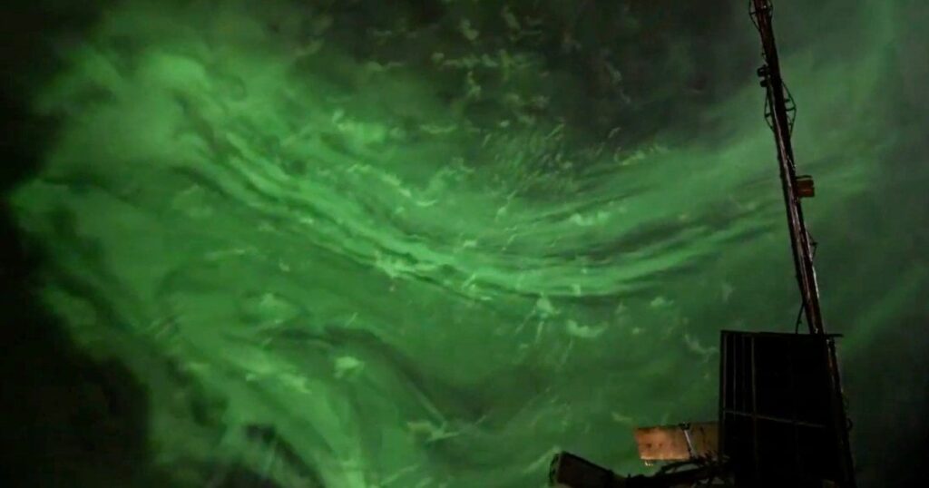 Space station meets aurora in this stunning time-lapse video