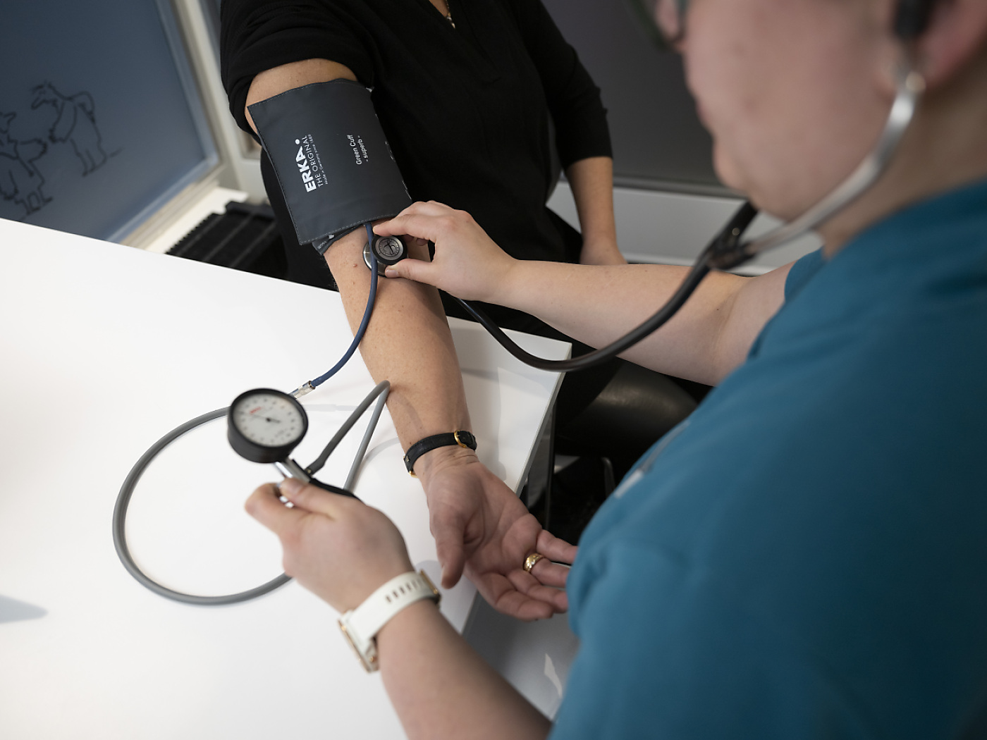 Healthcare costs in Switzerland increased by 2.4 per cent in 2023
