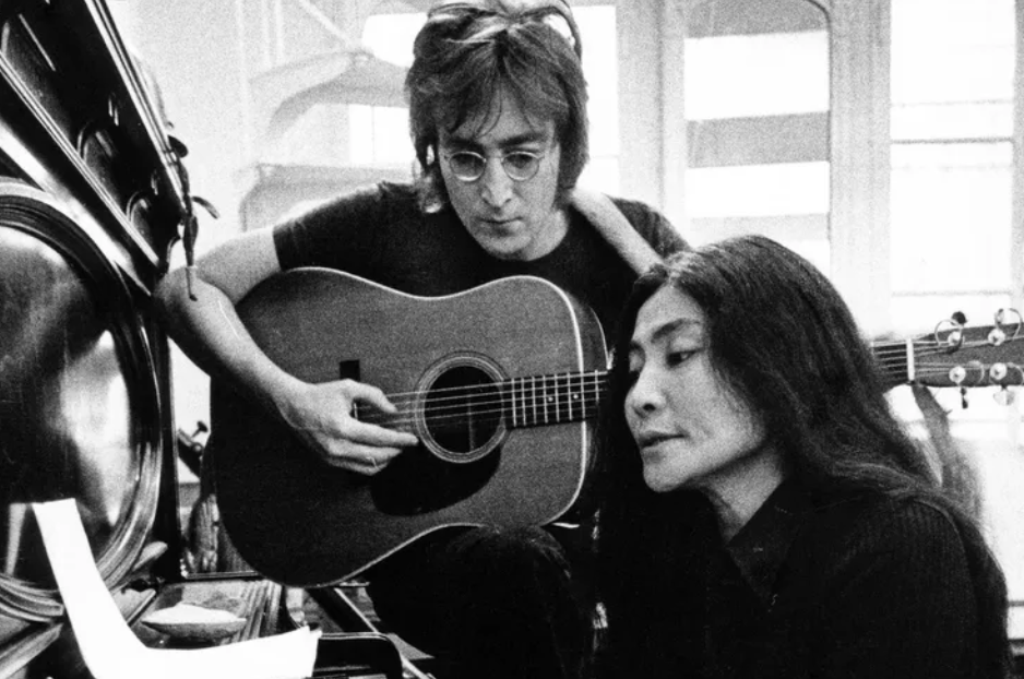 John Lennon and Yoko Ono.