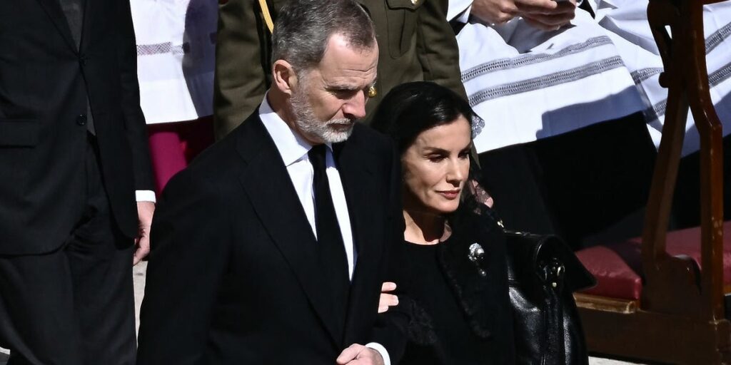 Spain’s Queen Letizia and King Felipe at Pope Francis’s Funeral Spain's Queen Letizia and King Felipe at Pope Francis’s Funeral