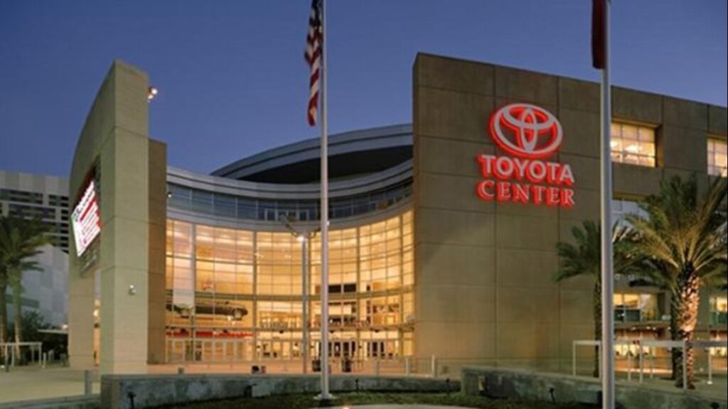 Top Houston sports executives join panel discussion