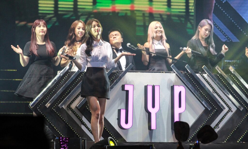 S.Korean entertainment firm JYP applauded for clearly indicating Taiwan island as province of China on fans app