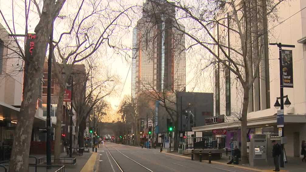 Sacramento city leaders streamline entertainment permits for businesses