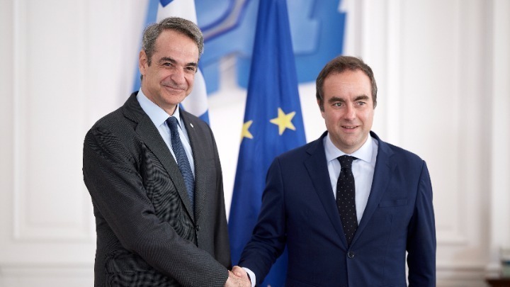 French Armed Forces Minister Lecornu Visits Athens As Greece And France Deepen Strategic Defence Cooperation French Armed Forces Minister Lecornu Visits Athens As Greece And France Deepen Strategic Defence Cooperation