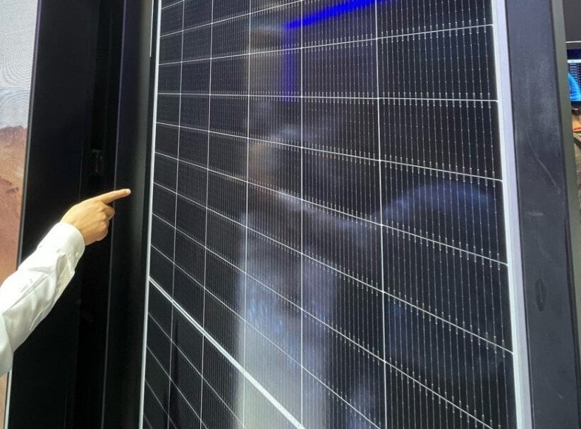 Battery maker Longi has achieved 27.81% efficiency with its commercially available solar cells and says in lab tests it has 34.85% efficiency for new two-terminal tandem perovskite solar cells.
